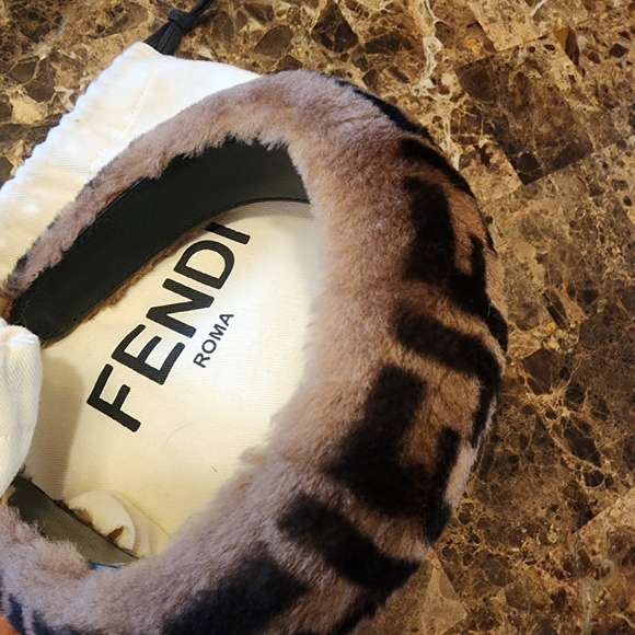 GORGEOUS - Fendi FF, Zucca Shearling, Brown and Black Headband - Picture 6 of 9
